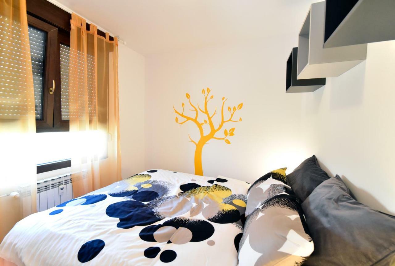 Apartment Place4U Zagreb Extérieur photo